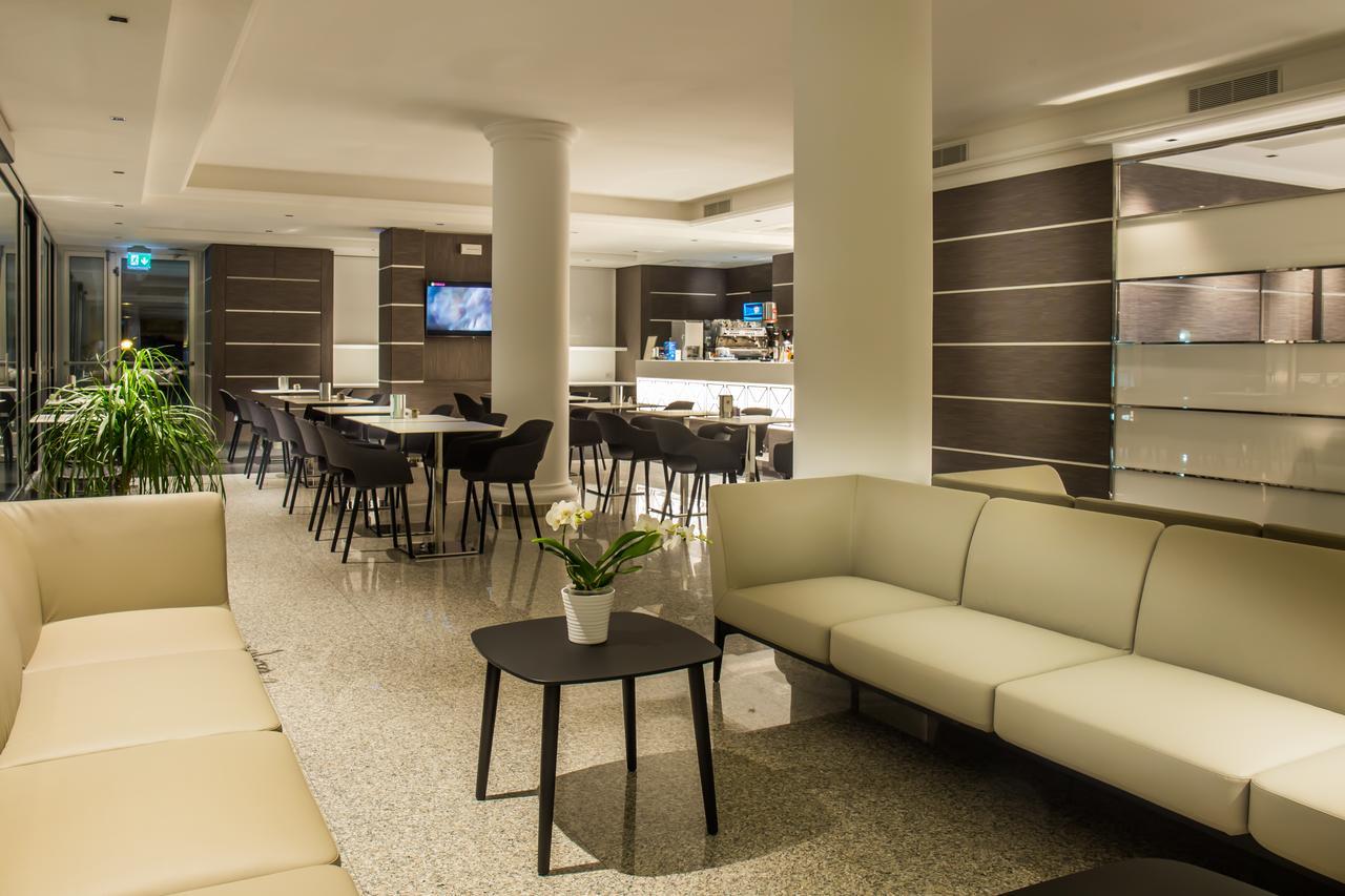 Hotel Imperial Сан-Бенедетто-дель-Тронто Экстерьер фото
